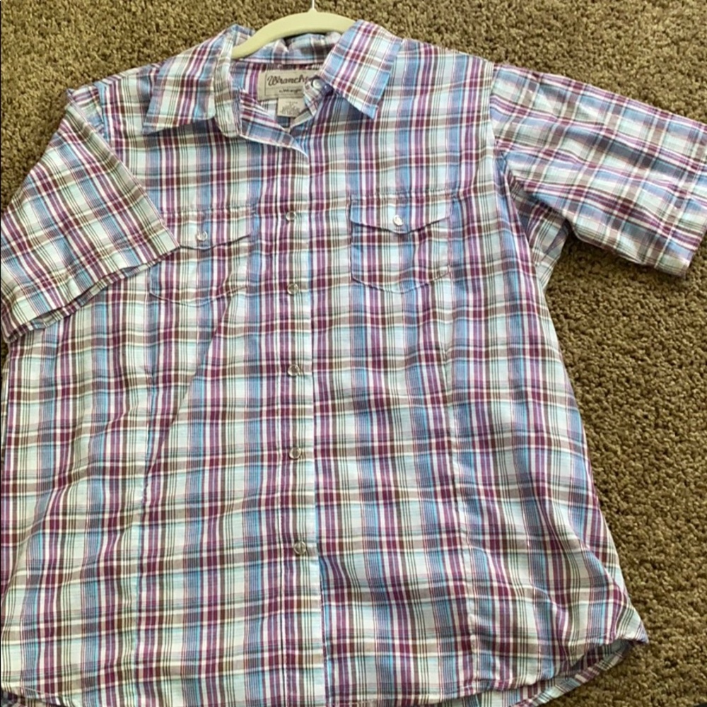 Women’s Western Pearl Snap Short Sleeve Shirt